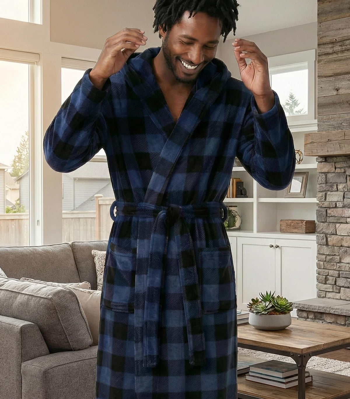 Men's Plush Fleece Hooded Robe with Pockets, Long Bathrobe