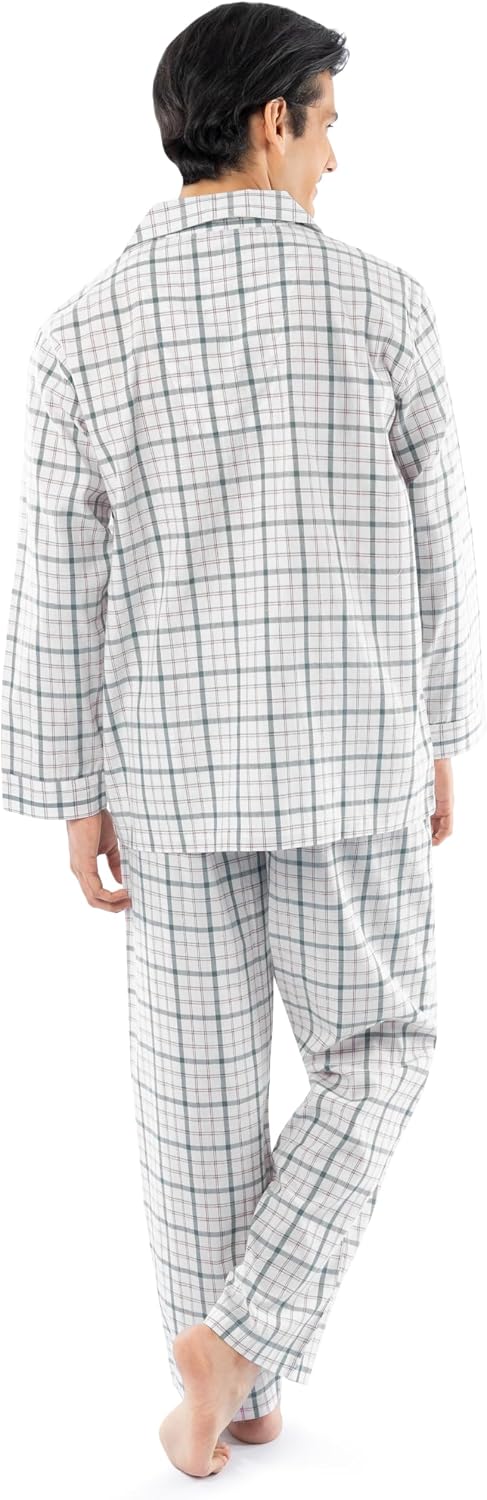 Fruit of the Loom Men's Long Sleeve Broadcloth Pajama Set