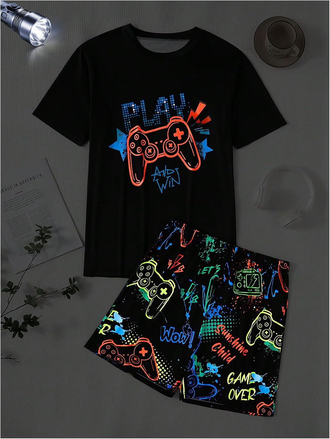 Verdusa Men's Pajamas Set 2 Piece Pjs Sets Short Sleeve Letter Print Tee and Short Lounge Set