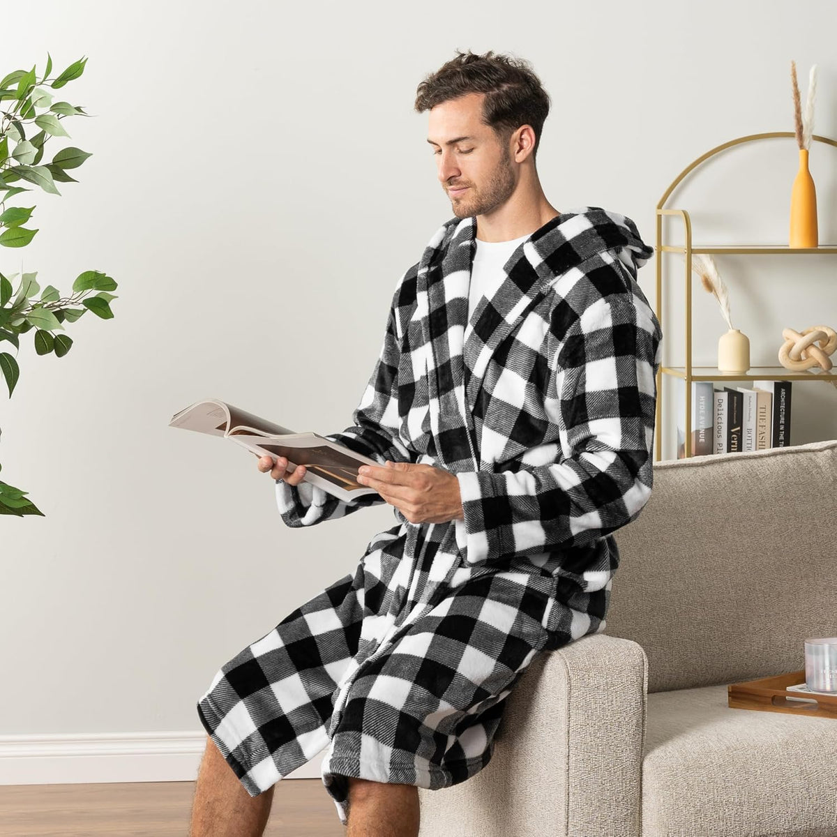 PAVILIA Mens Fleece Robe, Hooded Bathrobe with Shawl Collar, Pockets & Belt