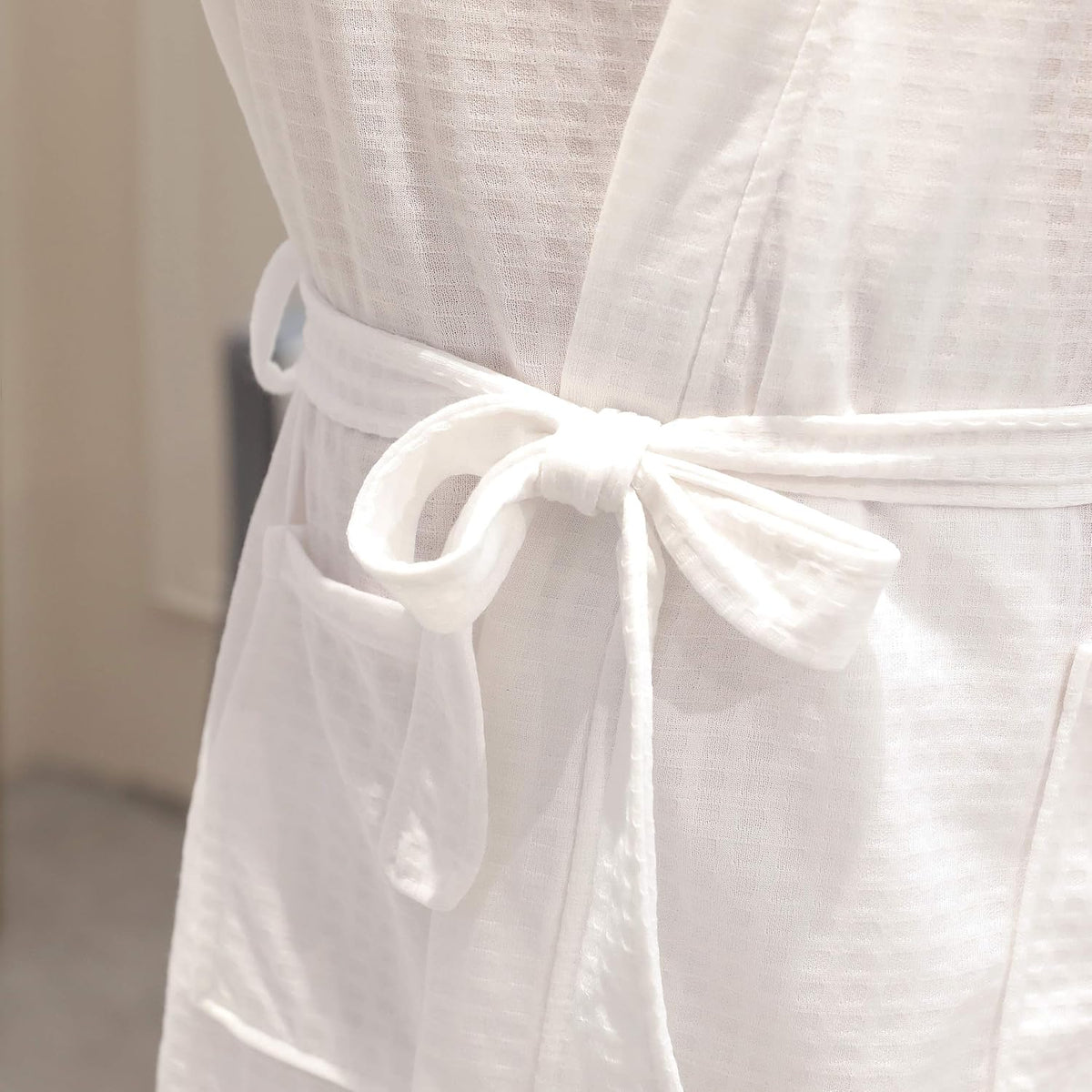 Rojeam Men's Kimono Waffle Robe Unisex Lightweight Soft Knee Length Spa Bathrobe Sleepwear with Pockets